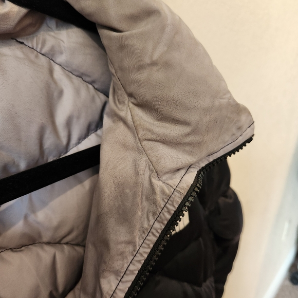 The North Face Girl's Black Puffer 550 Coat- Size XL (18) - Picture 6 of 10